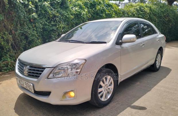 Toyota Premio 2012 Silver