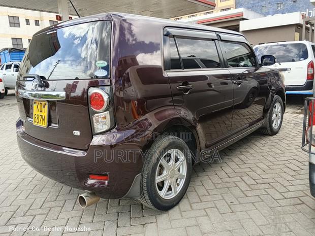 Toyota Corolla Rumion 2015 Maroon