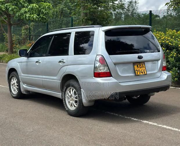 Subaru Forester 2006 Silver