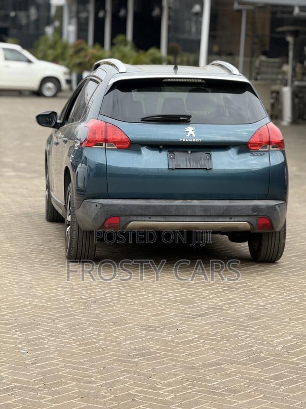 Peugeot 2008 1.6 BlueHD (100 Hp) 2016 Blue