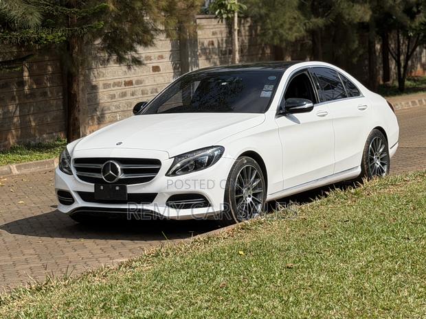 Mercedes-Benz C200 2014 White