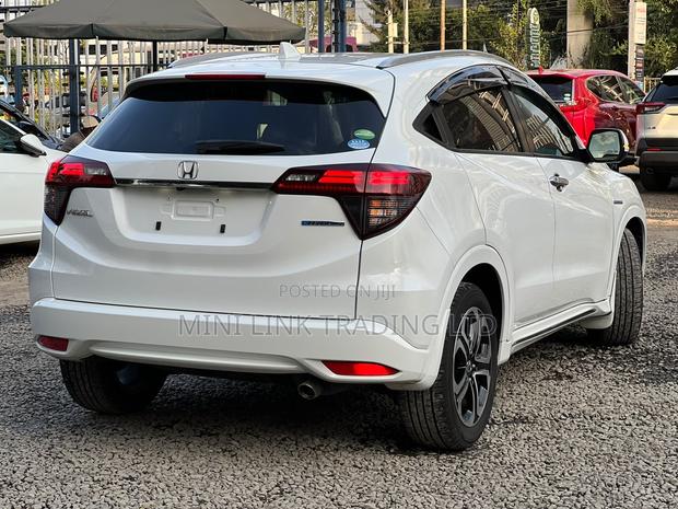 Honda Vezel 1.5 Hybrid 2WD 2019 Pearl