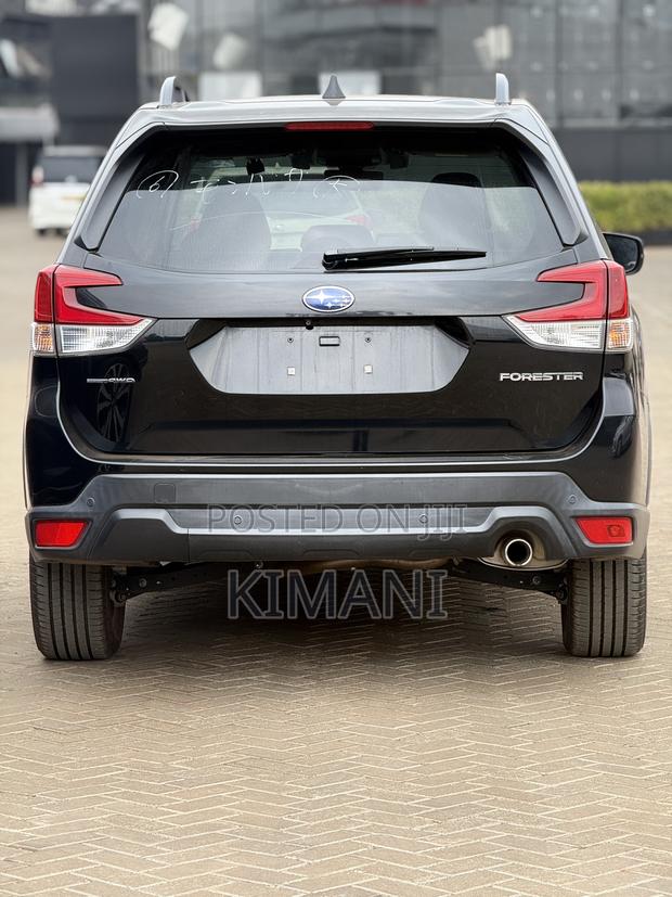 Subaru Forester Base AWD 2019 Black