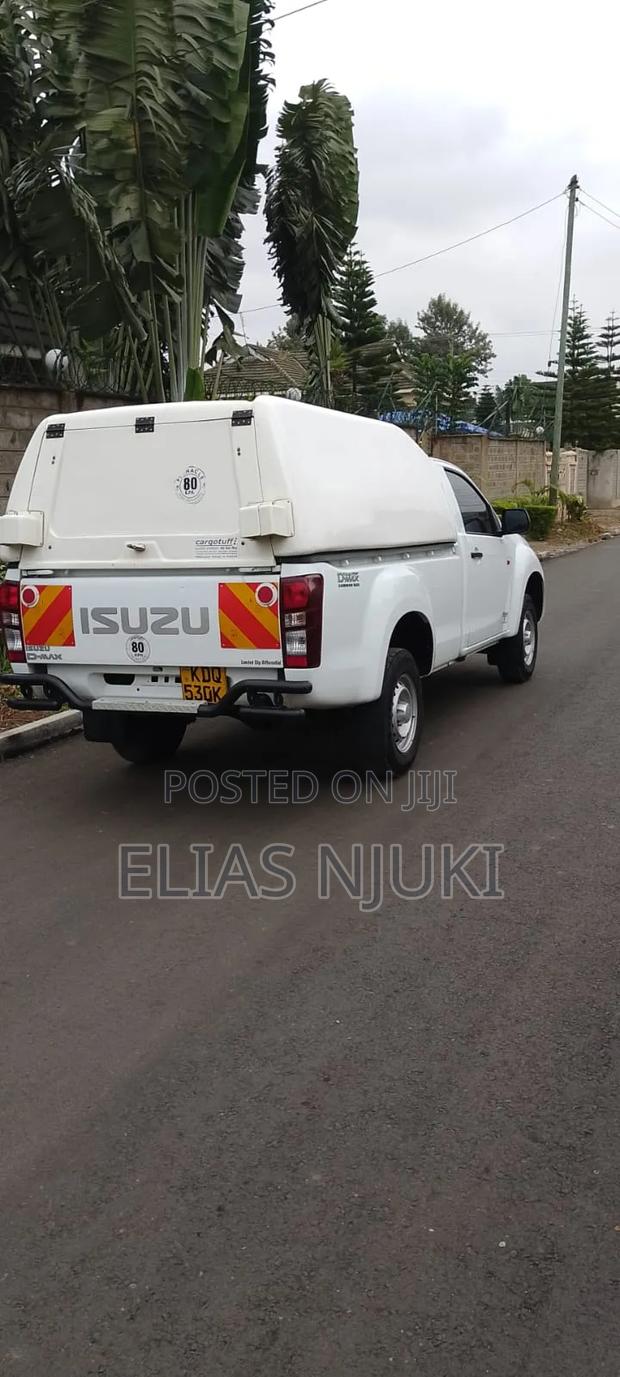 Isuzu D-MAX 2023 Off white