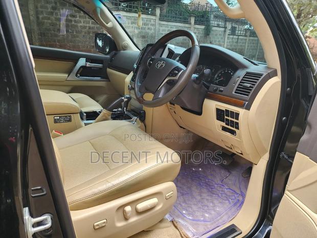 Toyota Land Cruiser 2018 Black