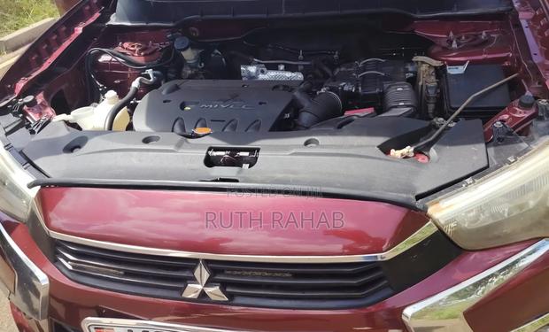 Mitsubishi RVR 2.0 2011 Maroon
