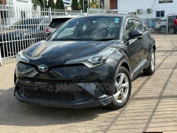 Toyota C-HR LE FWD 2019 Black