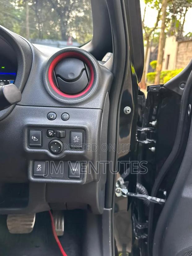 Nissan Note 2018 Black