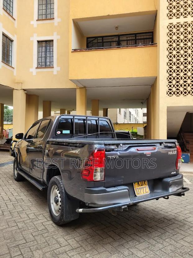 Toyota Hilux Revo Double Cab Deisel 2.4 AWD 2021 Gray