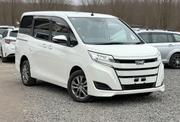Toyota Noah 2019 White for sale