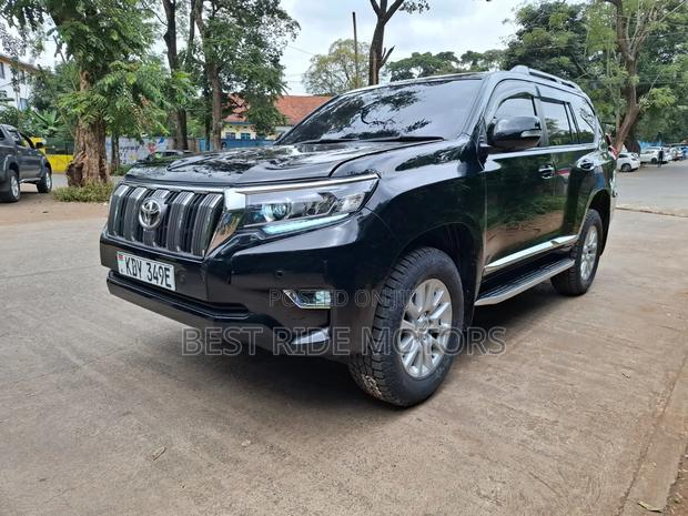 Toyota Land Cruiser Prado 2.8 D-4D 2015 Black