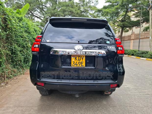 Toyota Land Cruiser Prado 2.8 D-4D 2015 Black