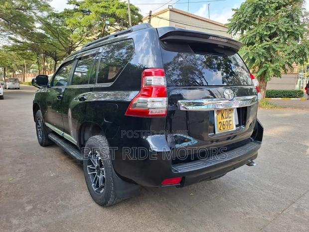 Toyota Land Cruiser Prado 2014 Black