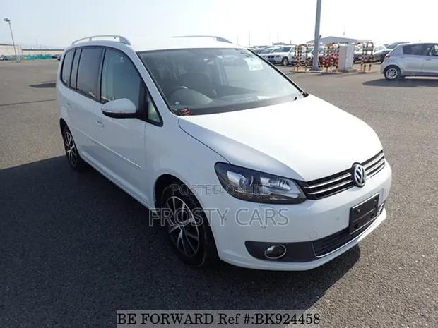 Volkswagen Touran 2015 White