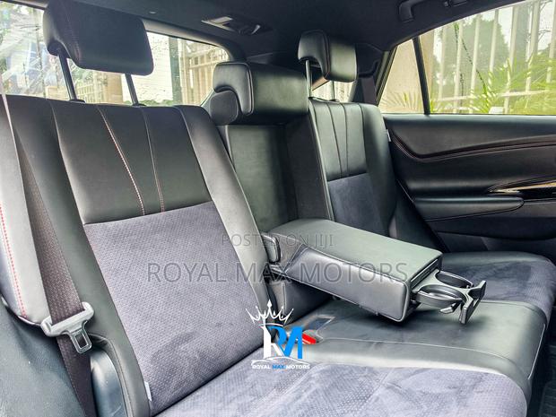 Toyota Harrier 2019 Black