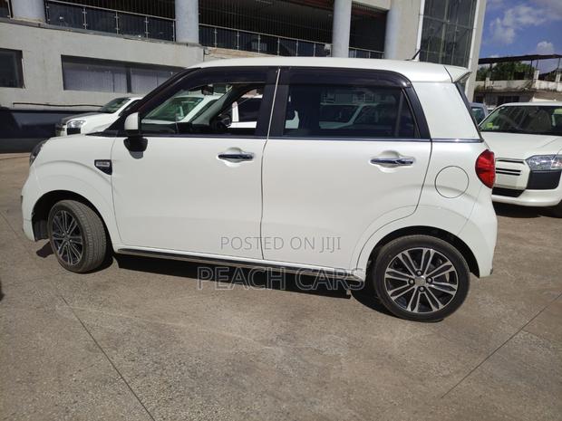Daihatsu Cast 2018 White