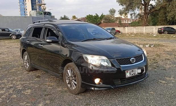 Toyota Corolla Fielder 2012 Black
