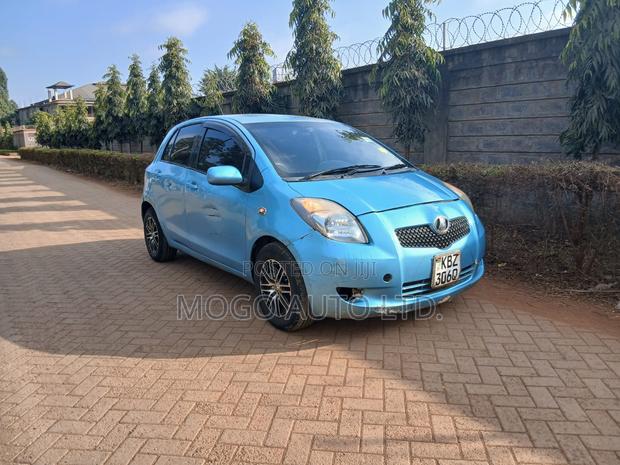 Toyota Vitz 2007 Blue