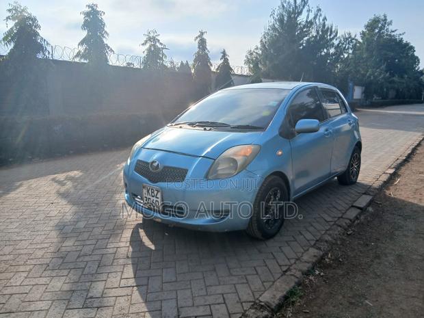 Toyota Vitz 2007 Blue