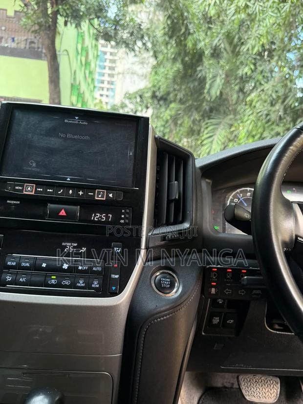 Toyota Land Cruiser 2020 Gray
