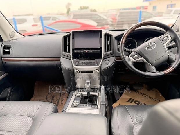 Toyota Land Cruiser 2020 Black