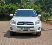 Toyota RAV4 2010 White for sale