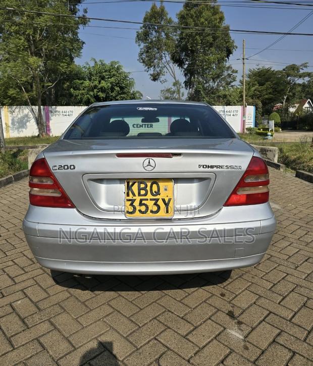 Mercedes-Benz C200 2005 Silver