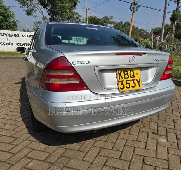 Mercedes-Benz C200 2005 Silver