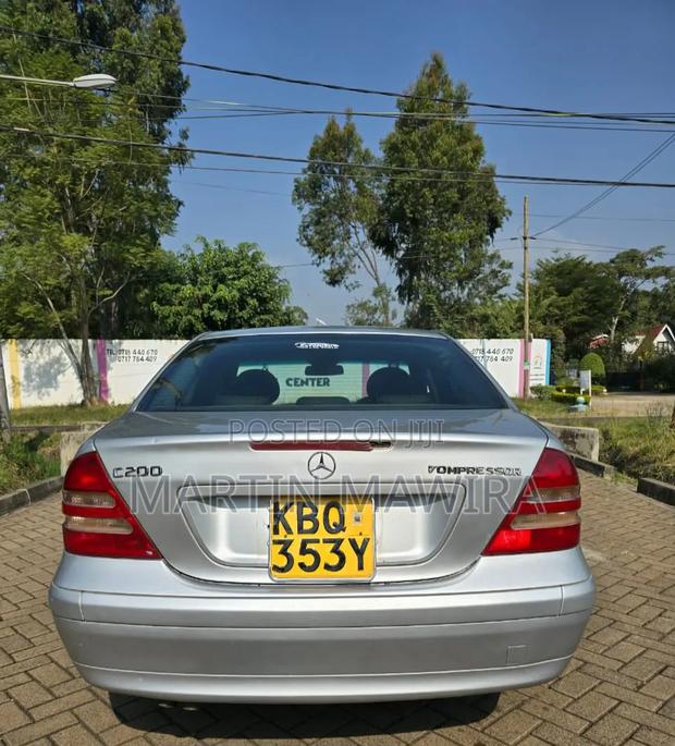 Mercedes-Benz C200 2005 Silver