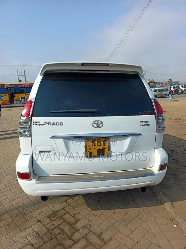Toyota Land Cruiser Prado 2007 White
