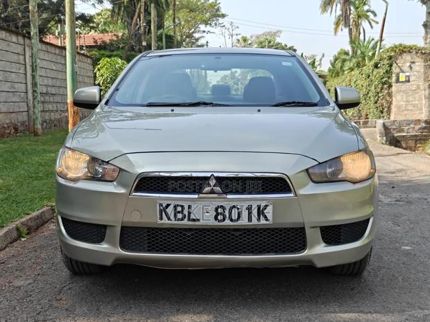 Mitsubishi Lancer 2010 Beige