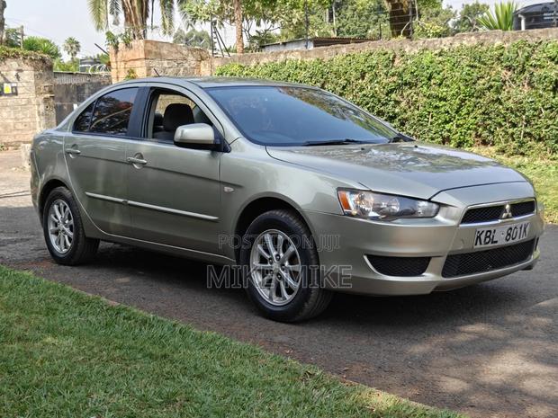 Mitsubishi Lancer 2010 Beige