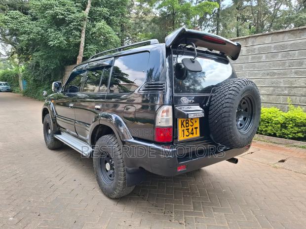 Toyota Land Cruiser Prado 2.7 16V 5dr 2000 Black