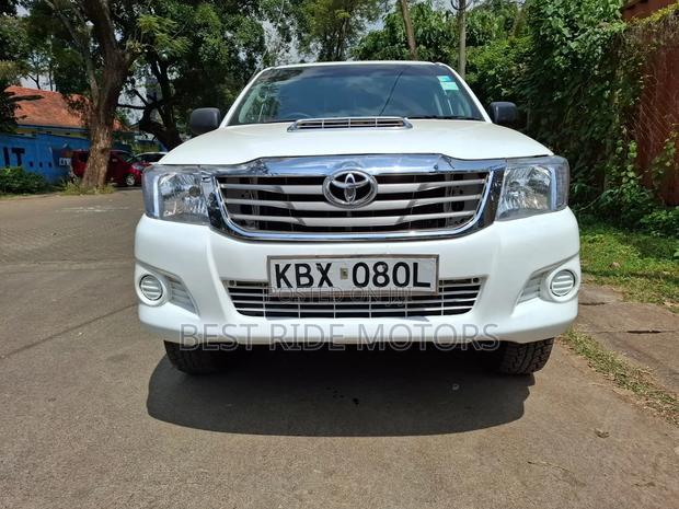 Toyota Hilux 3.0 D-4D Double Cab 4x4 Raider 2007 White