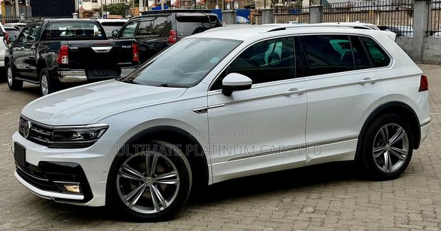 Volkswagen Tiguan 2.0T SEL R-Line AWD 4MOTION 2019 White