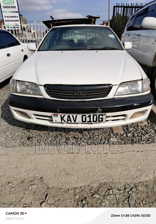 Toyota Premio 2001 White