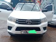 Toyota Hilux 2023 Ivory for sale