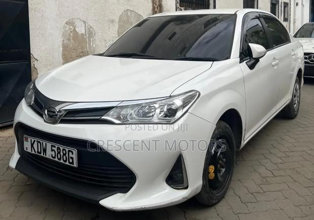 Toyota Axio 2018 White