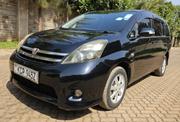 Toyota ISIS 2010 Black for sale