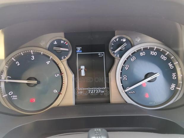 Toyota Land Cruiser Prado 2019