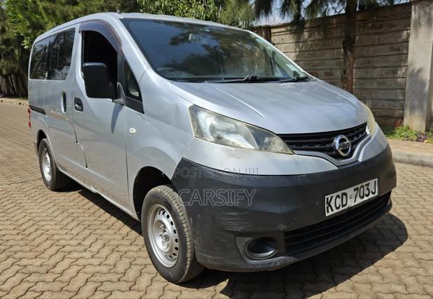 Nissan NP200 2008 Silver