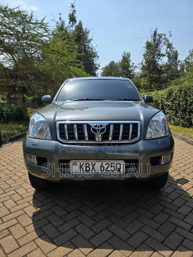 Toyota Land Cruiser Prado 2006 Gray