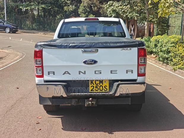 Ford Ranger Wildtrak 2012 White