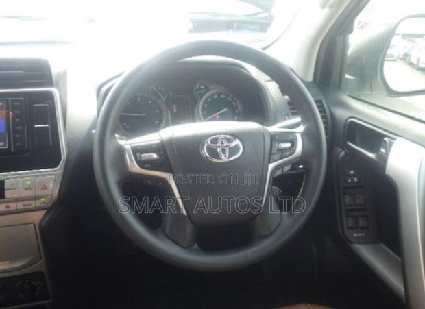 Toyota Land Cruiser 2019 Off white
