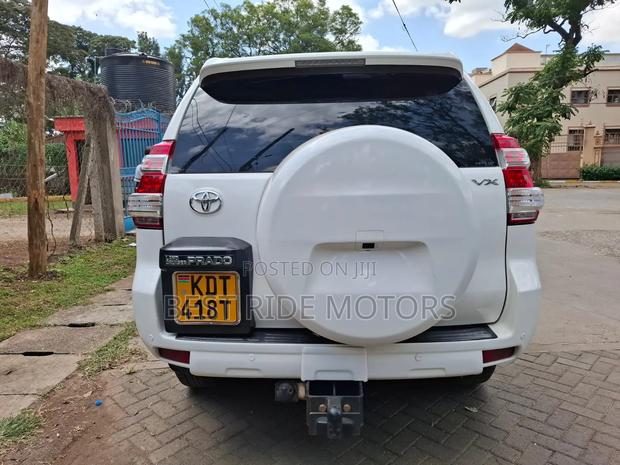 Toyota Land Cruiser Prado 3.0 TD 2011 White