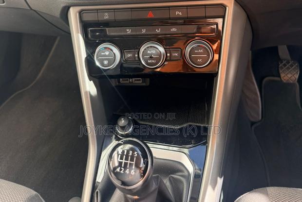 Volkswagen T-Roc 1.0 TSI 2020 White