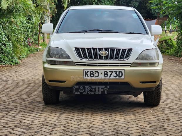Toyota Harrier 2001 Pearl