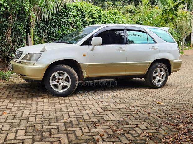 Toyota Harrier 2001 Pearl