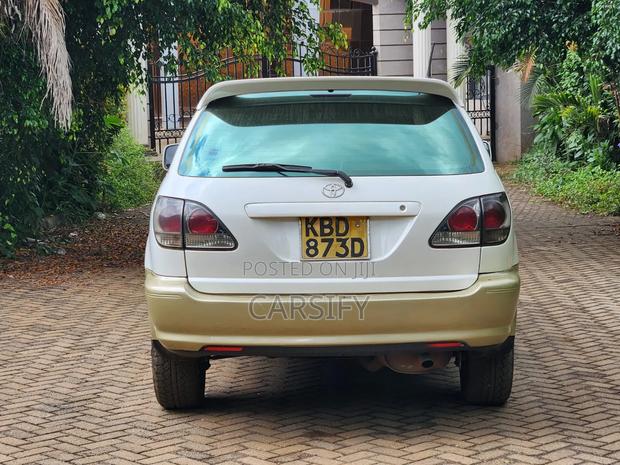 Toyota Harrier 2001 Pearl