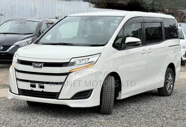Toyota Noah 2019 White